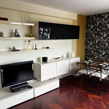 La Cueva De La Torre Ла-Корунья