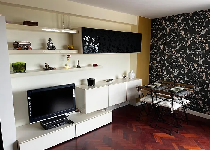 La Cueva De La Torre A Coruna